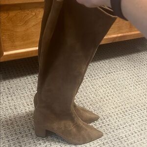 Silent D Knee high suede boots